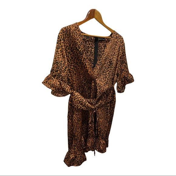 PRETTY LITTLE THING LEOPARD PRINT DEEP V NECK RUFFLED DRESS - Picture 2 of 13